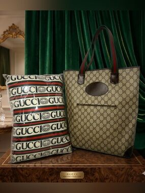 GUCCI Canvas Web Sherry Line Tote Bag - Vintage. Comes with a Bougie Bag Pillow.